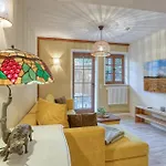 公寓 Apartment Aurora